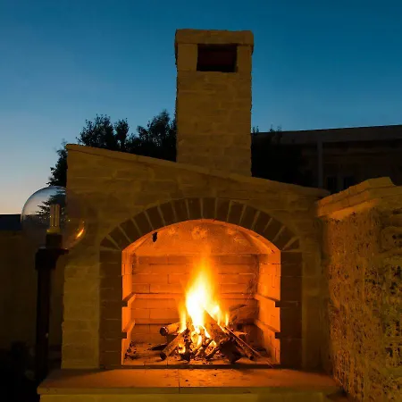 بيت ضيافة Trullo 59 نوتشي